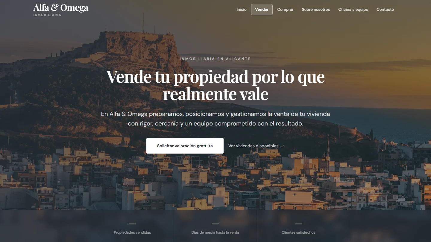 Sitio web Alfa y Omega: hero con propuesta de valoración inmobiliaria en Alicante.
